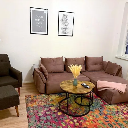 Gemütliche Direkt Am Bahnhof Zentrale Lage